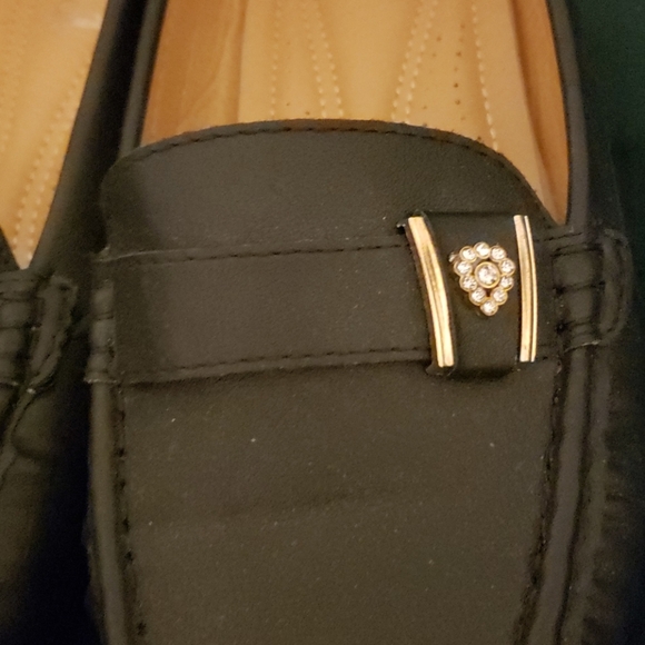 Sorliva Women's Loafers - Picture 5 of 6